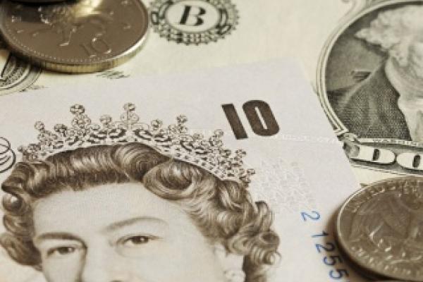 BCC ухудшила оценку роста ВВП Великобритании до 2,4%