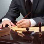 Специалисты: Не стоит пренебрегать помощью профессиональных юристов