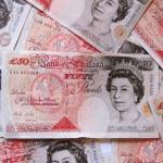 Британский фунт достиг нового минимума за 31 год на опасениях после Brexit