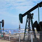 Цены на нефть продолжают расти на фоне данных о сокращении запасов в США