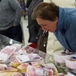 Недельная инфляция в РФ замедлилась в 2 раза