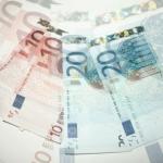 Выборы в Греции обвалили евро к 11-летнему минимуму