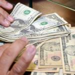 Доллар взлетел до 56 руб. на фоне греческого кризиса