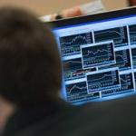 Курс доллара превысил 57 рублей