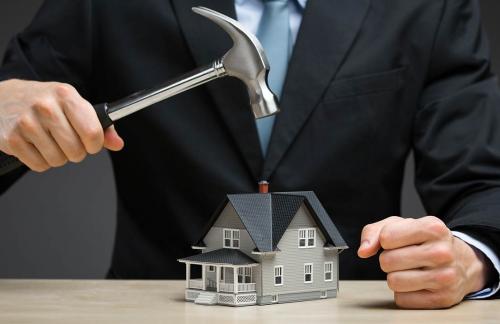 Адвокат по имущественным преступлениям: правовая защита в делах о собственности и финансовых спорах