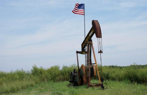 В США вновь понижен прогноз по добыче нефти
