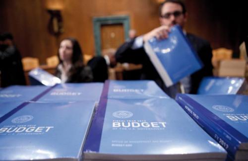 Дефицит бюджета США вырос на 12% в годовом выражении