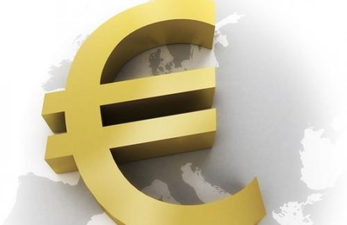 ЦБ опустил курс евро ниже 72 рублей