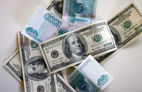 Эксперт рассказал о курсе рубля в 2016 году