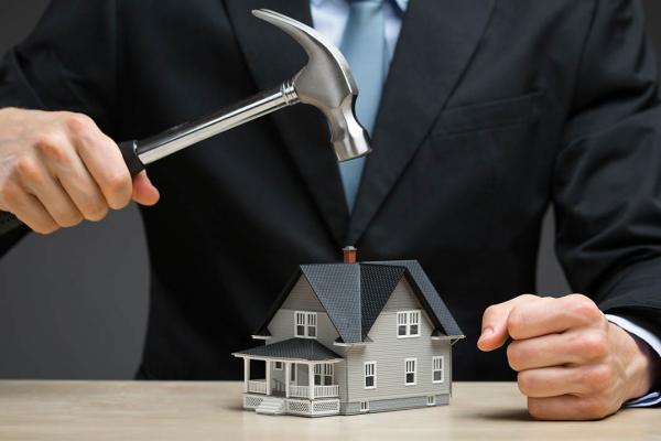 Адвокат по имущественным преступлениям: правовая защита в делах о собственности и финансовых спорах