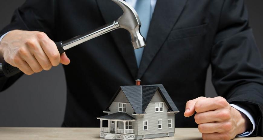 Адвокат по имущественным преступлениям: правовая защита в делах о собственности и финансовых спорах